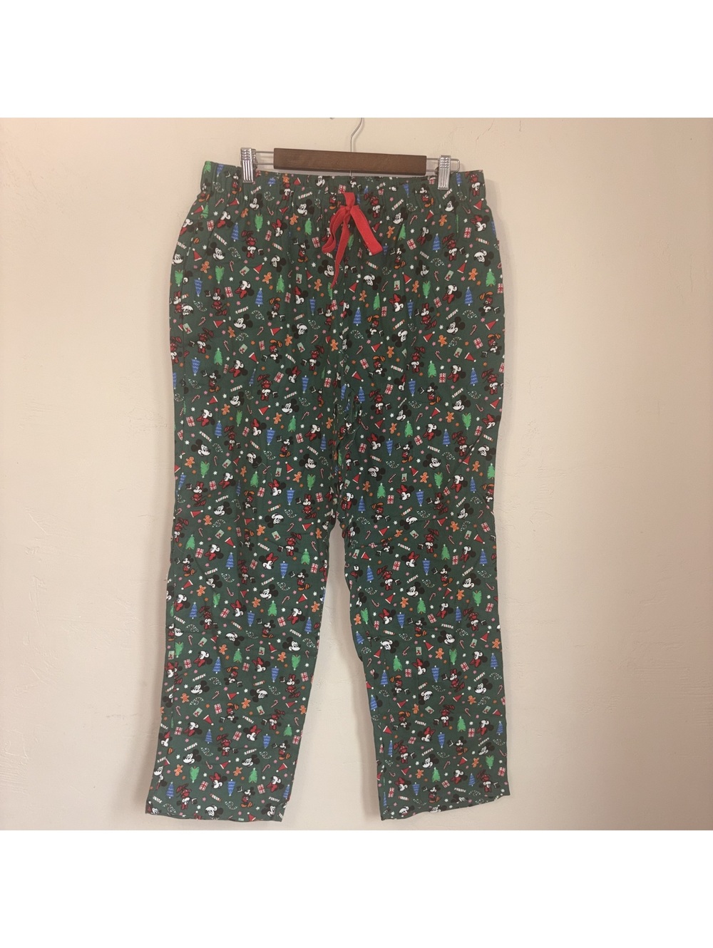 NWT Old Navy Disney Women’s L Green Mickey Mouse Christmas Holiday Pajama Pants